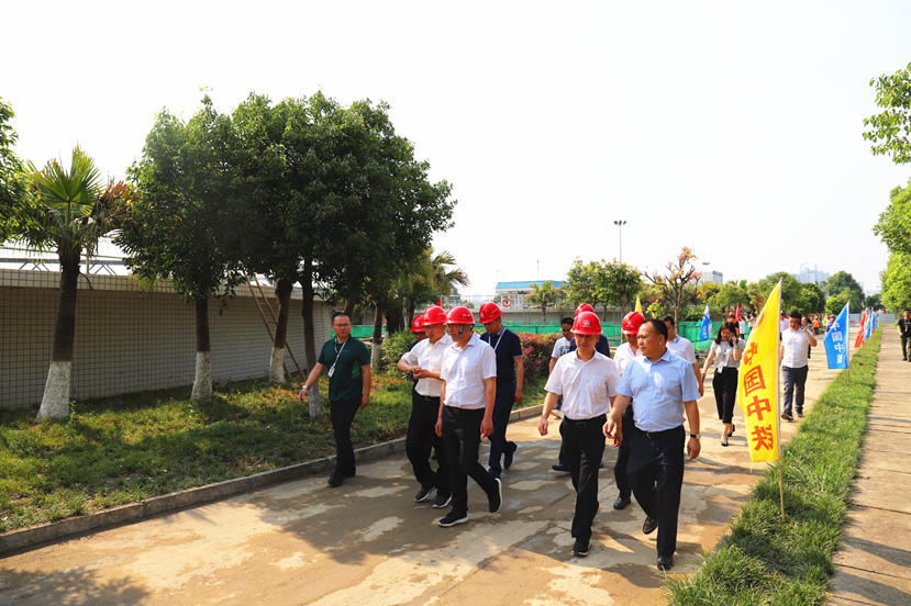 綜合整治環(huán)保項(xiàng)目 全力守護(hù)綠水青山 3_副本 綜合整治環(huán)保項(xiàng)目 全力守護(hù)綠水青山 3_副本